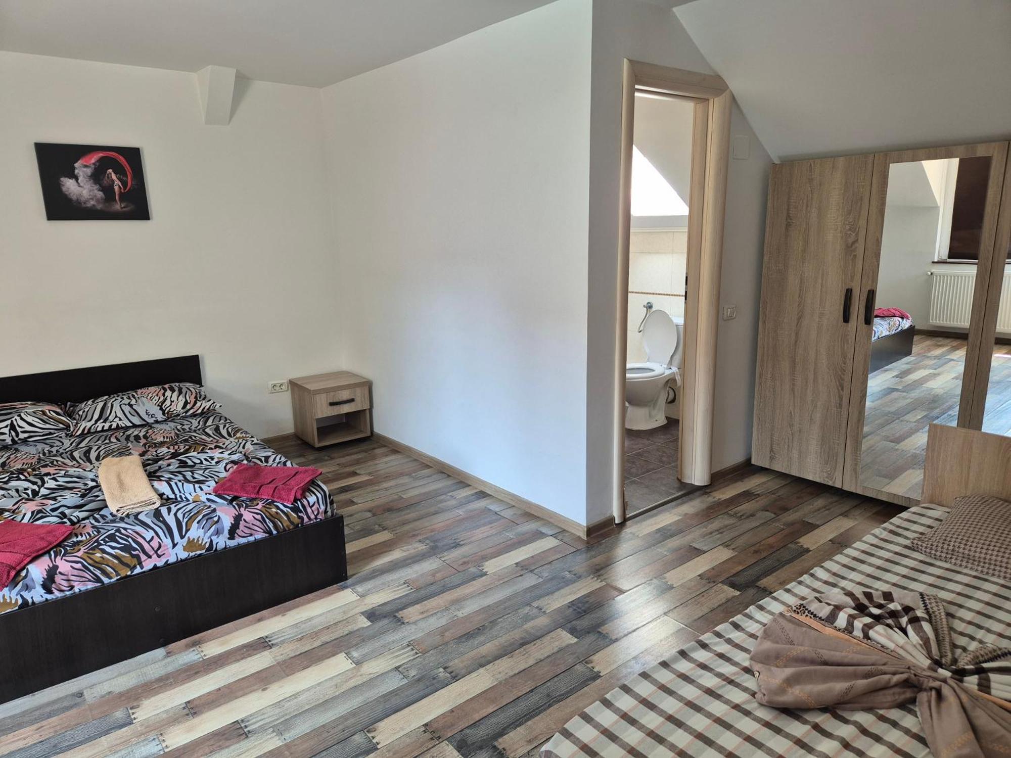 Apartamente De Inchiriat Lucky House Braşov Extérieur photo